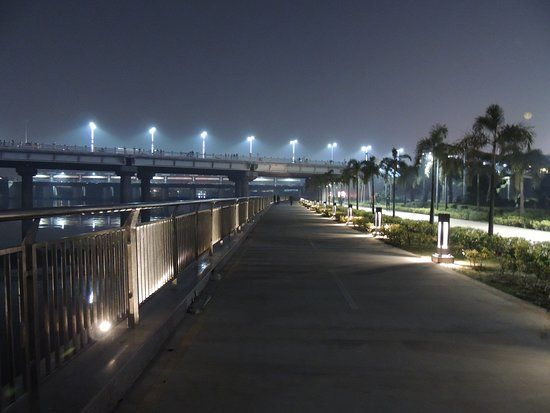 Gomti Riverfront Park